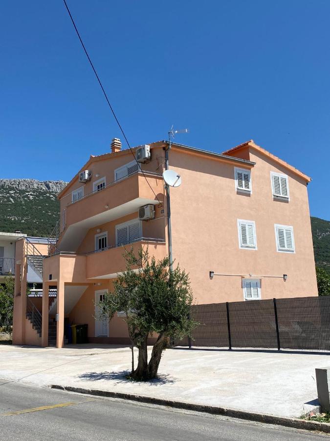 Apartments Ukic Kaštela Kültér fotó