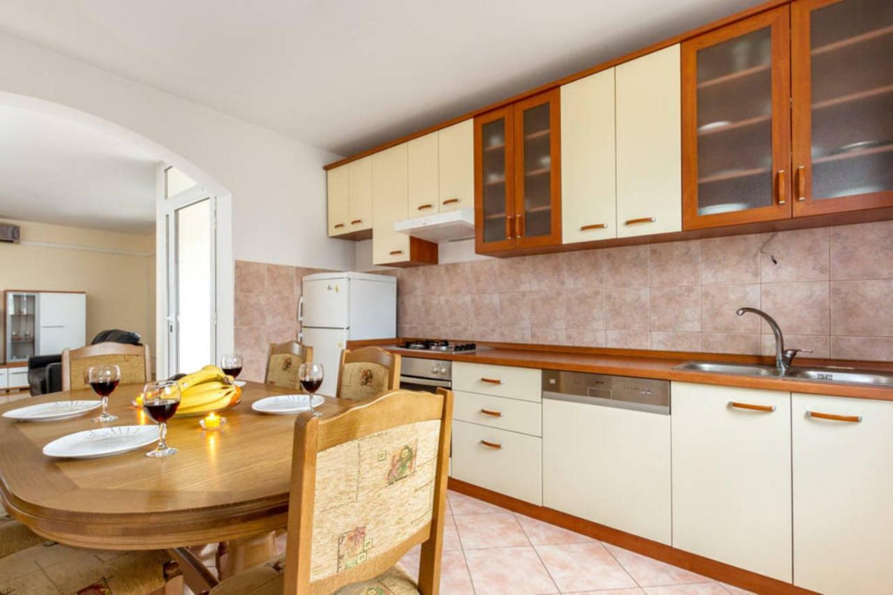 Apartments Ukic Kaštela Kültér fotó