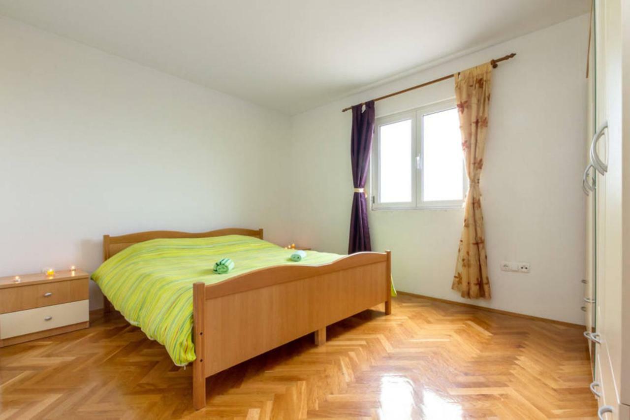 Apartments Ukic Kaštela Kültér fotó